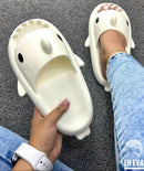 Pantuflas Sharkys - ¡Divertidas, Cómodas y con Estilo!